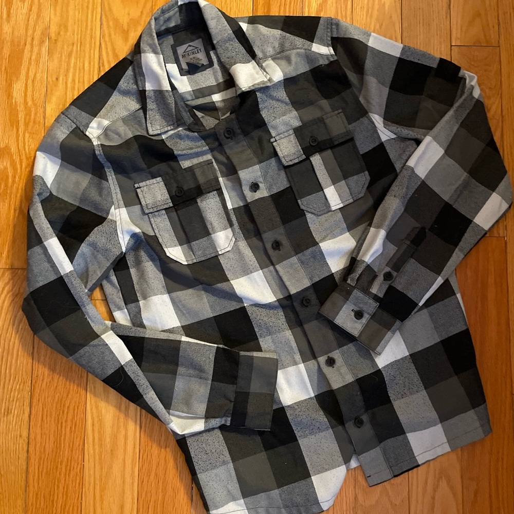 🎉 3/$10 - Plaid Lumberjack Button Up Shirt